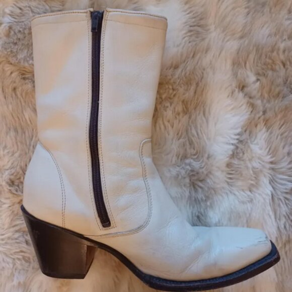 Pair of Vtg White Square Toe Boots, Women's Size 9 EE, by Rancho, Made in Mexico - Picture 3 of 10